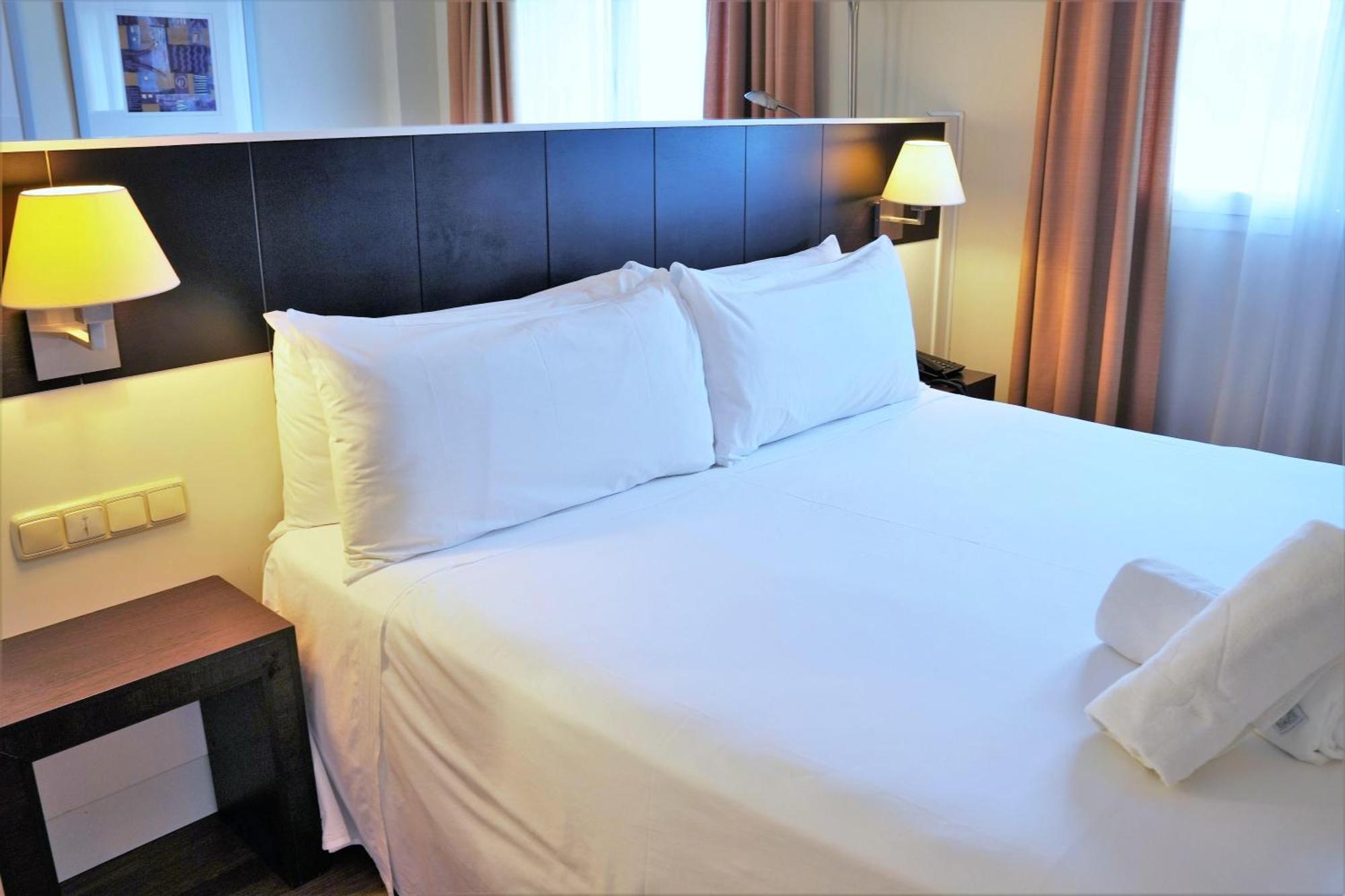 Port Feria Valencia Hotel Kültér fotó